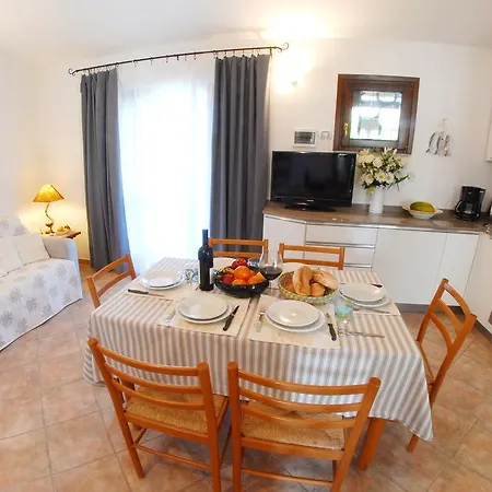 Casa Margherita Apartment *